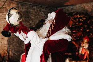 Gauthier Aubenton | Le Père Noël est à Sedan, Charleville-Mézières et dans toutes les Ardennes pour les fêtes de fin d'année.